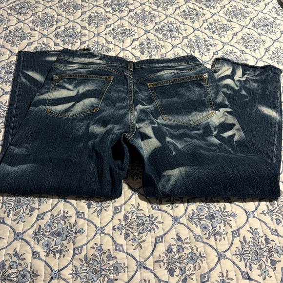 Pilcro Boyfriend Jean - Picture 3 of 6